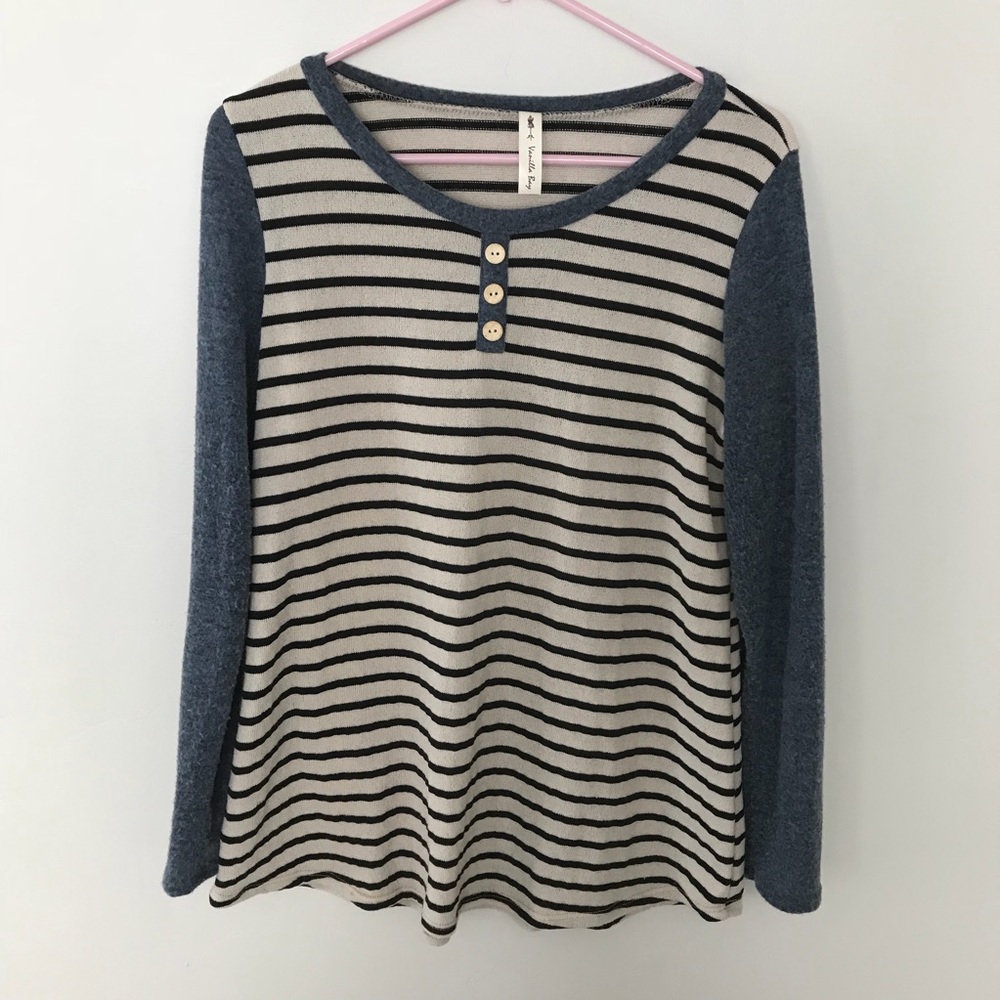 Vainilla Bay Striped Long Sleeve Top